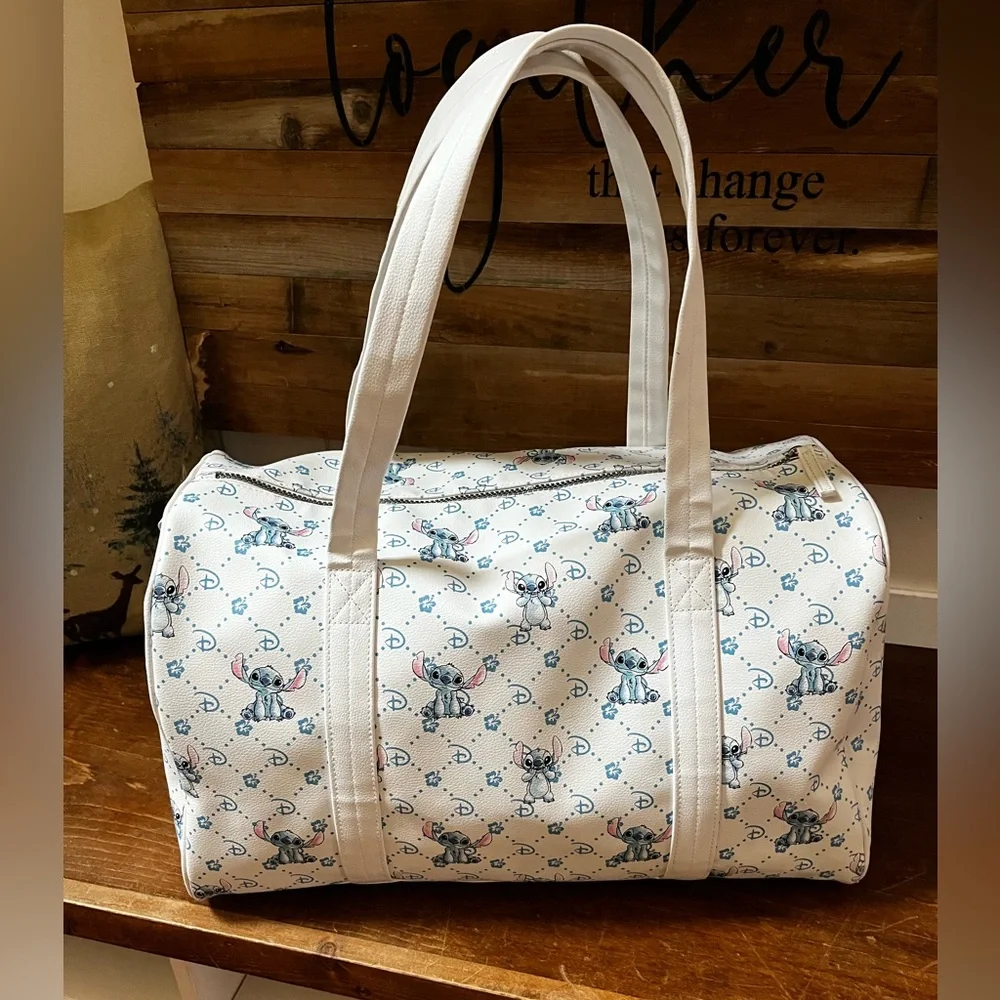 Stitch Disney bags from Primark. Duffle and tote. - Picture 2 of 8
